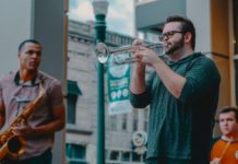 Lyt til og spil selv jazz trompet